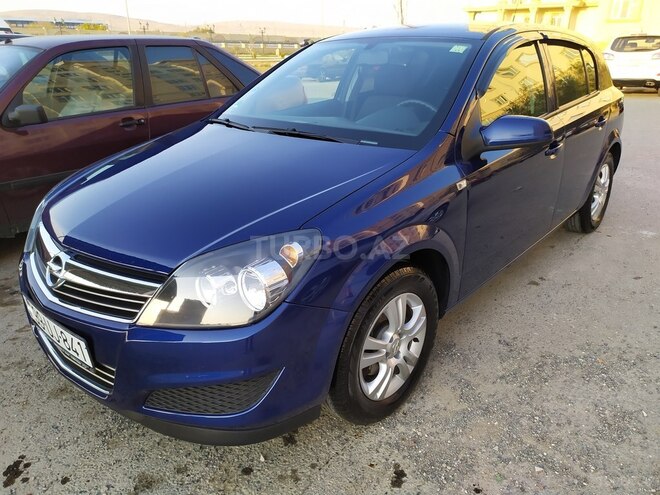 Opel Astra 2009, 121,000 km - 1.4 l - Bakı