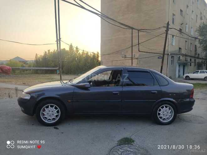 Opel Vectra 1996, 255,555 km - 1.8 л - Sumqayıt