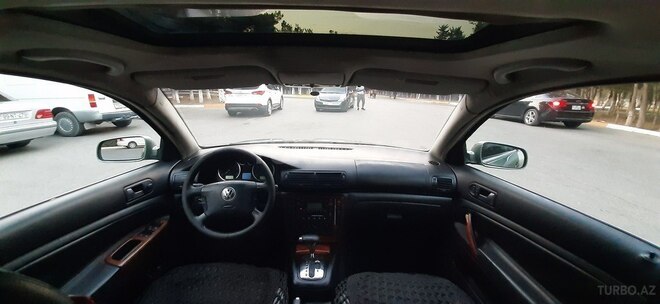 Volkswagen Passat 2003, 215,000 km - 1.8 l - Sumqayıt