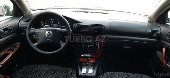 Volkswagen Passat 2003, 215,000 km - 1.8 l - Sumqayıt