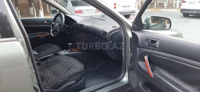Volkswagen Passat 2003, 215,000 km - 1.8 l - Sumqayıt