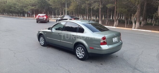 Volkswagen Passat 2003, 215,000 km - 1.8 l - Sumqayıt