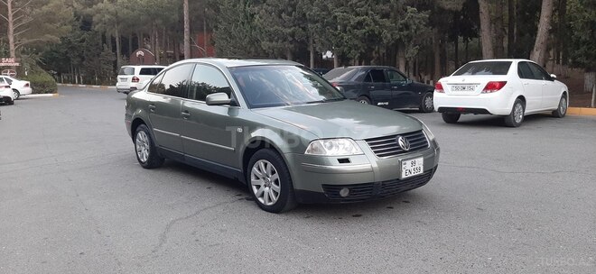 Volkswagen Passat 2003, 215,000 km - 1.8 l - Sumqayıt