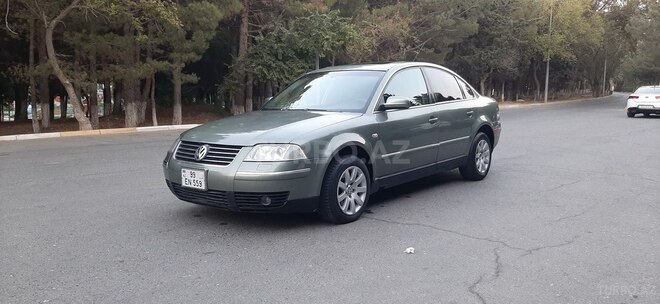 Volkswagen Passat 2003, 215,000 km - 1.8 l - Sumqayıt