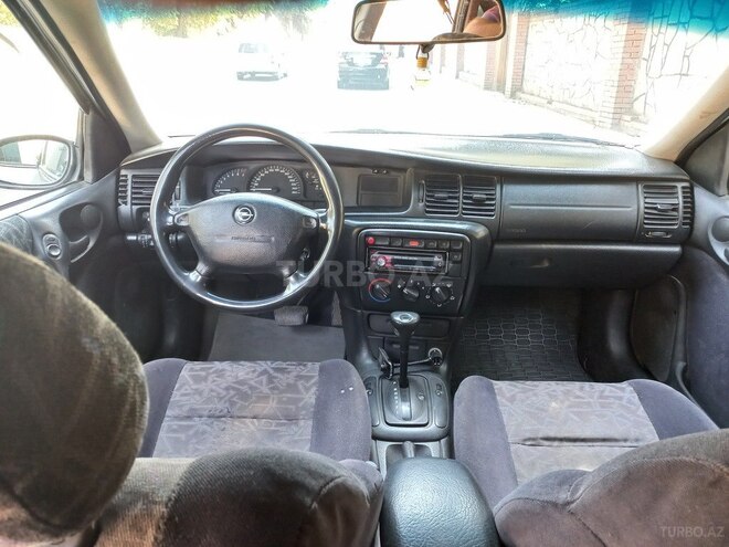 Opel Vectra 1998, 235,758 km - 2.0 l - Qazax