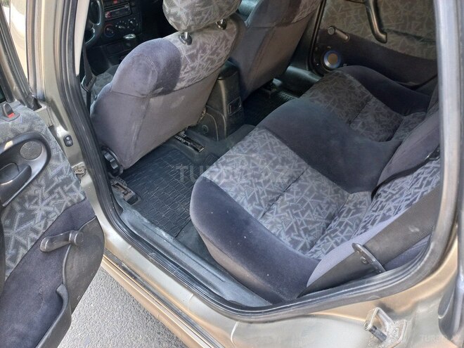 Opel Vectra 1998, 235,758 km - 2.0 l - Qazax