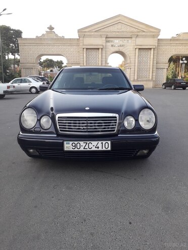 Mercedes E 240 1998, 374,000 km - 2.4 l - Ağcabədi