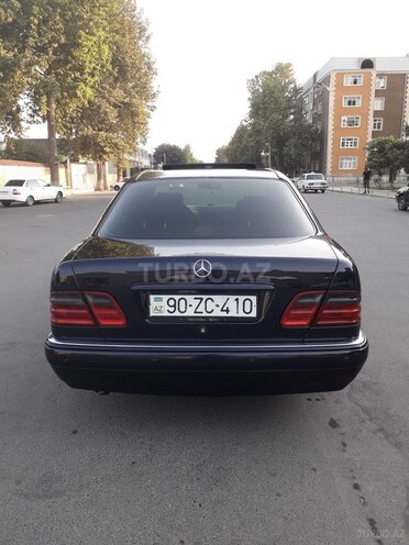 Mercedes E 240 1998, 374,000 km - 2.4 l - Ağcabədi