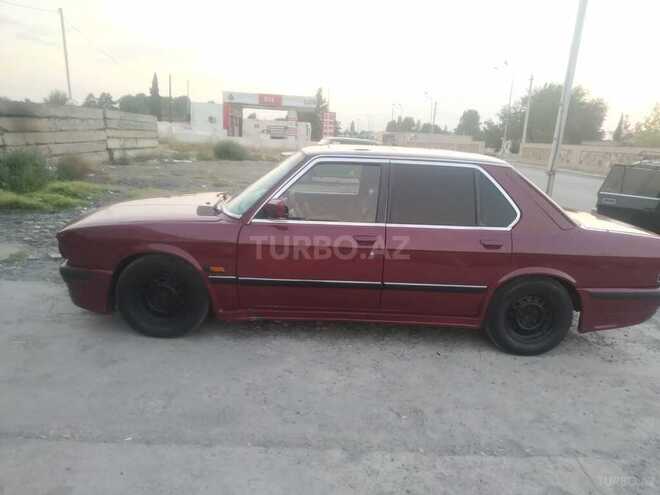 BMW 525 1982, 11,200 km - 2.5 л - Bərdə