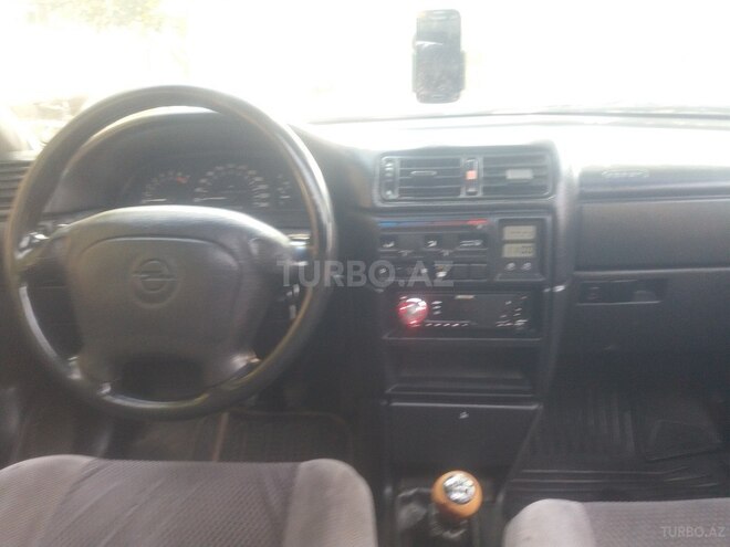 Opel Vectra 1995, 349,120 km - 1.8 l - Gəncə