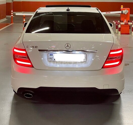 Mercedes C 250 2013, 108,000 km - 1.8 l - Bakı