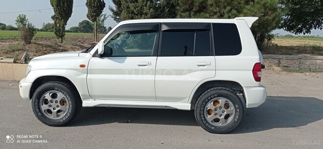 Mitsubishi Pajero io 2000, 257,000 km - 2.0 л - Ağcabədi