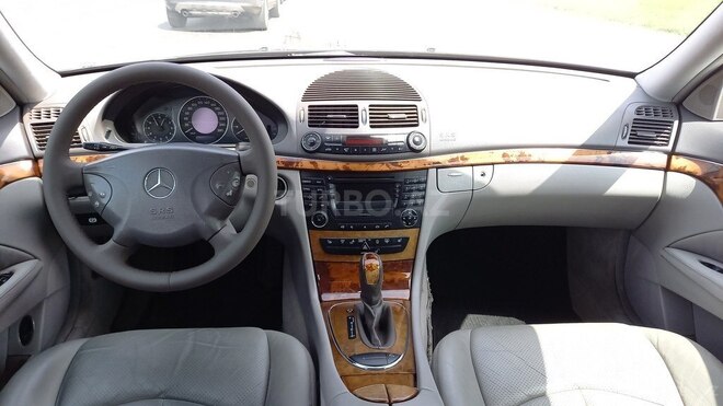 Mercedes E 240 2003, 316,000 km - 2.6 l - Bakı