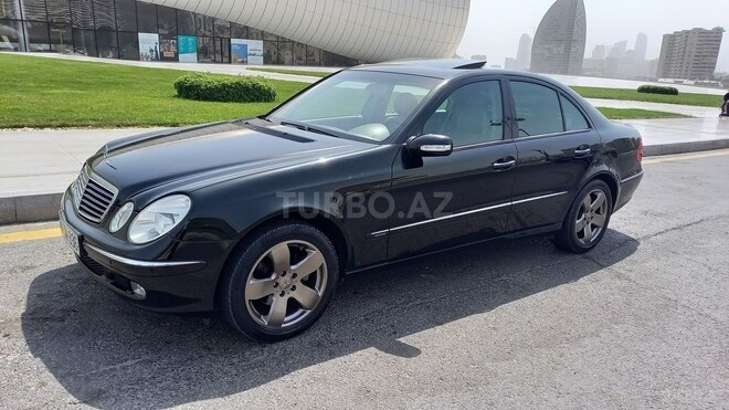 Mercedes E 240 2003, 316,000 km - 2.6 l - Bakı