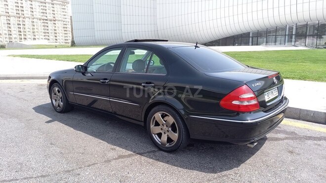 Mercedes E 240 2003, 316,000 km - 2.6 l - Bakı