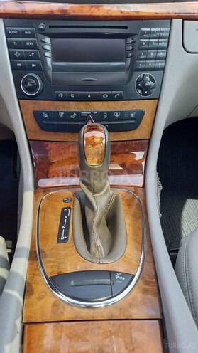 Mercedes E 240 2003, 316,000 km - 2.6 l - Bakı