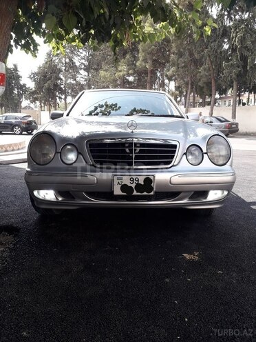 Mercedes E 270 2000, 415,000 km - 2.7 l - Bərdə