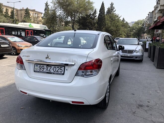 Mitsubishi Attrage 2014, 104,000 km - 1.2 л - Bakı