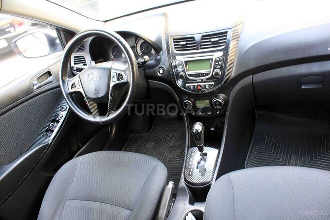 Hyundai Accent 2011, 185,000 km - 1.6 l - Bakı