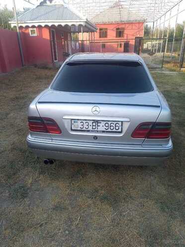 Mercedes E 240 1998, 280,000 km - 2.4 l - Kürdəmir
