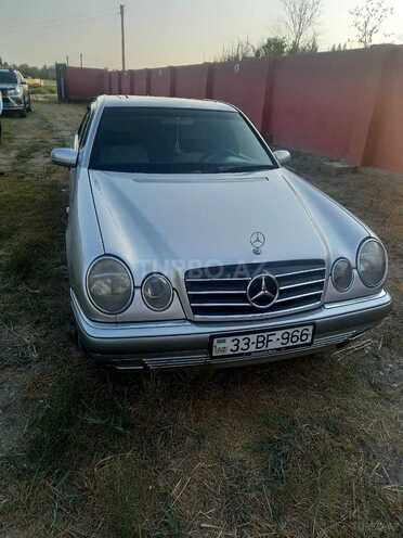 Mercedes E 240 1998, 280,000 km - 2.4 l - Kürdəmir