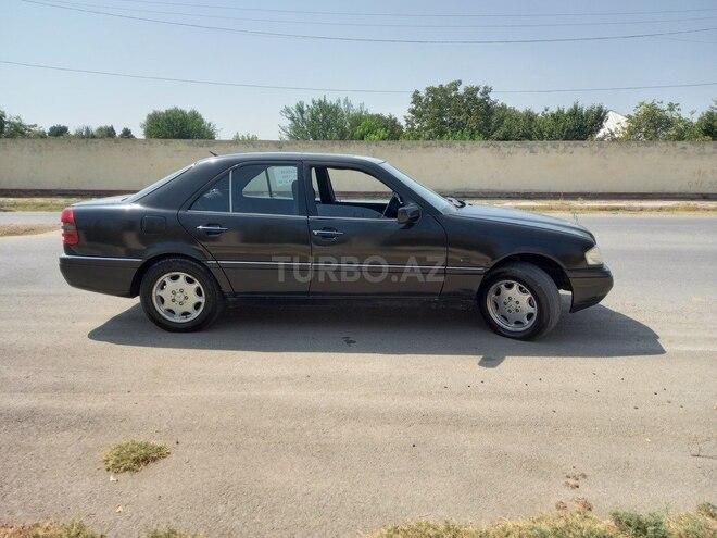 Mercedes C 220 1994, 380,000 km - 2.2 l - Ağcabədi