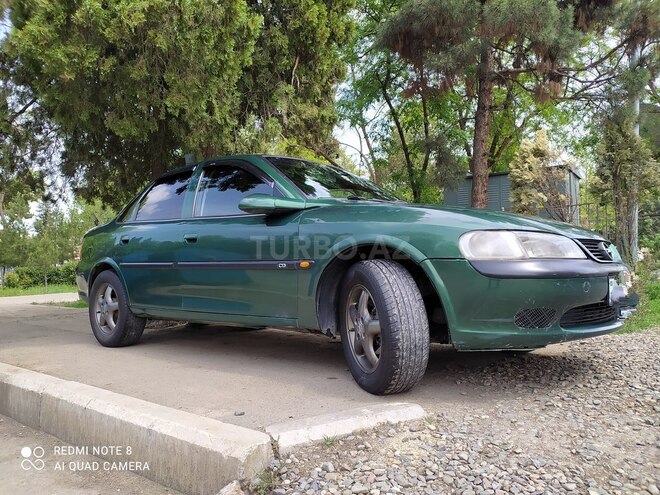 Opel Vectra 1996, 218,500 km - 1.8 л - Gəncə