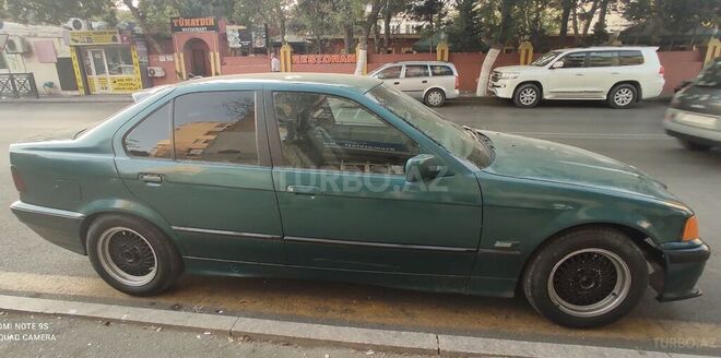 BMW 318 1993, 480,000 km - 1.8 л - Bakı