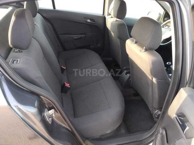 Opel Astra 2009, 135,000 km - 1.4 l - Gəncə
