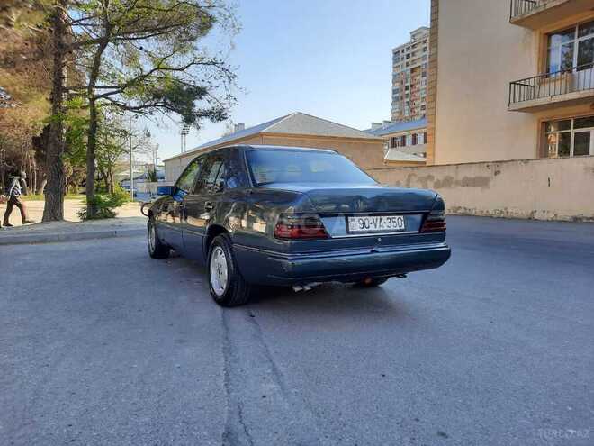 Mercedes E 300 1991, 490,358 km - 3.0 l - Bakı