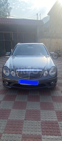 Mercedes E 350 2007, 319,000 km - 3.5 l - Qax