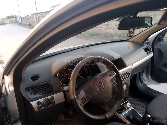 Opel Astra 2006, 277,000 km - 1.3 l - Bakı
