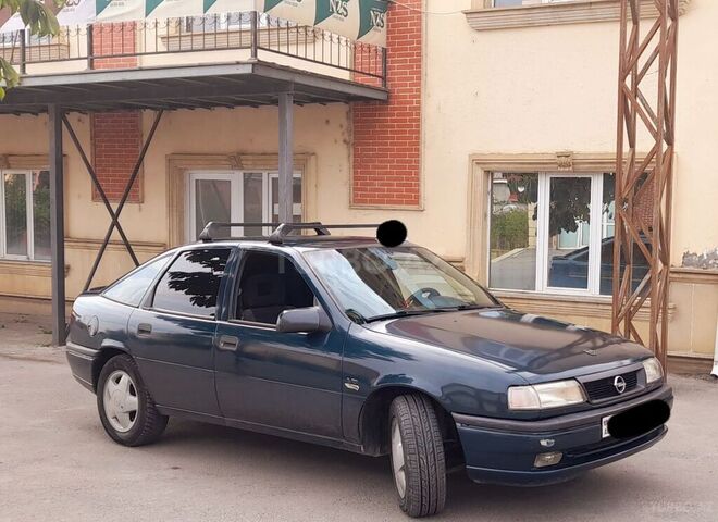 Opel Vectra 1994, 123,456 km - 1.8 l - Qusar