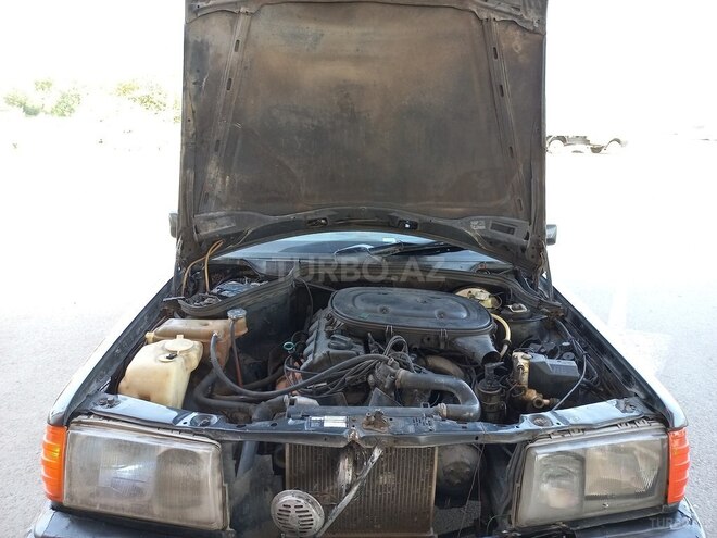 Mercedes 190 1992, 220,000 km - 2.0 л - Sabirabad