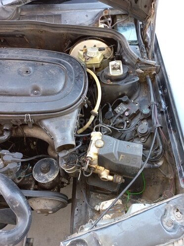Mercedes 190 1992, 220,000 km - 2.0 л - Sabirabad