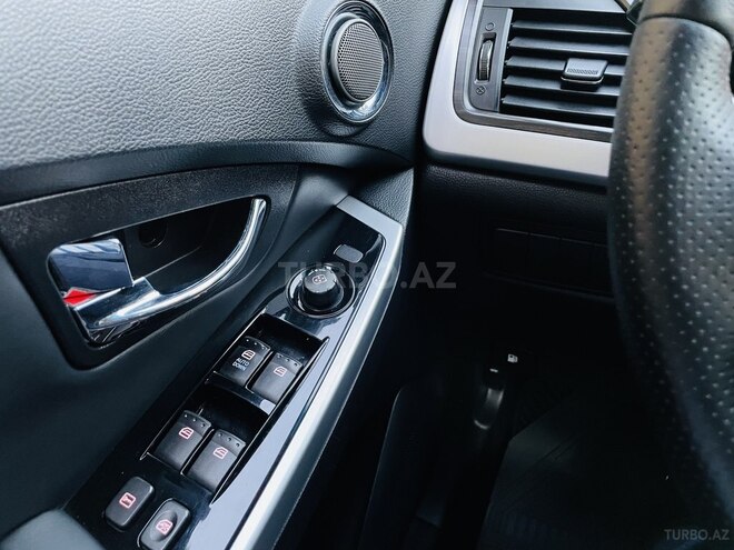 Ssang Yong Korando 2014, 68,500 km - 2.0 l - Bakı