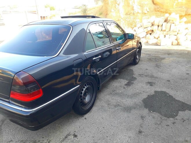 Mercedes C 230 1999, 289,000 km - 2.3 l - Bakı