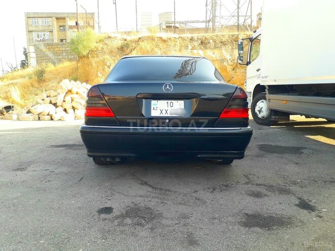 Mercedes C 230 1999, 289,000 km - 2.3 l - Bakı