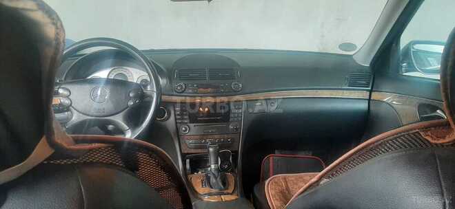 Mercedes E 220 2008, 240,000 km - 2.2 л - Quba