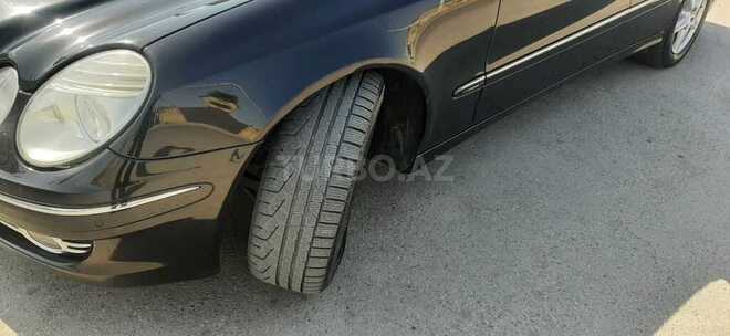 Mercedes E 220 2008, 240,000 km - 2.2 л - Quba
