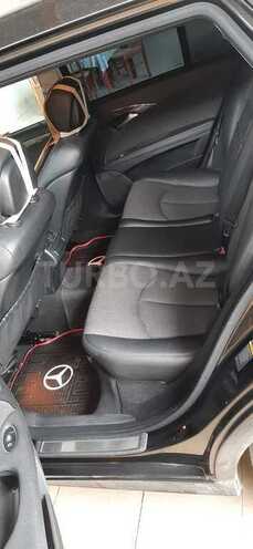 Mercedes E 220 2008, 240,000 km - 2.2 л - Quba