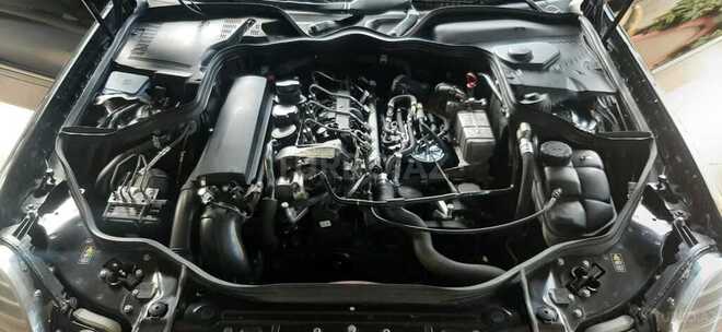 Mercedes E 220 2008, 240,000 km - 2.2 л - Quba