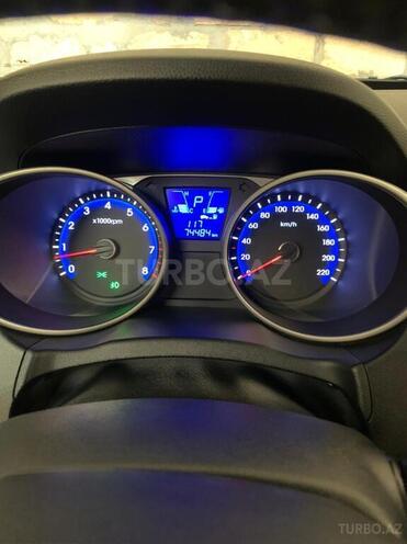 Hyundai ix35 2013, 74,500 km - 2.4 л - Yevlax