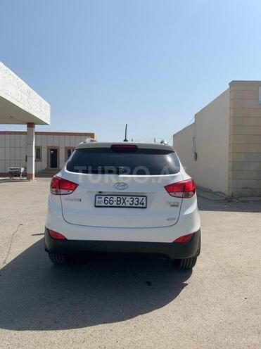 Hyundai ix35 2013, 74,500 km - 2.4 л - Yevlax