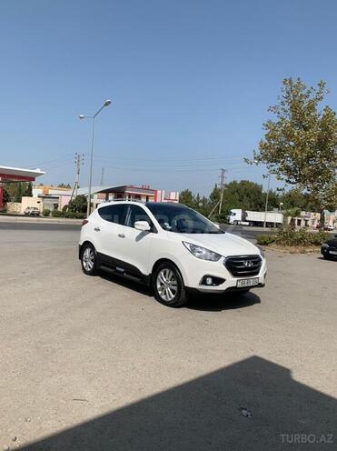 Hyundai ix35 2013, 74,500 km - 2.4 л - Yevlax