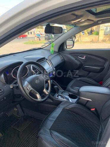 Hyundai ix35 2013, 74,500 km - 2.4 л - Yevlax