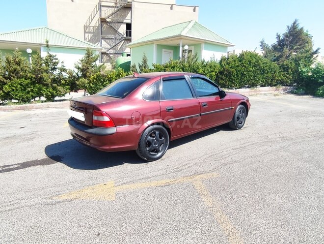 Opel Vectra 1996, 352,424 km - 1.8 л - Sumqayıt