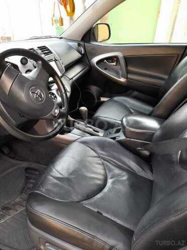 Toyota RAV4 2006, 195,000 km - 2.0 л - Bakı