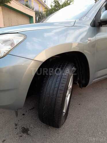 Toyota RAV4 2006, 195,000 km - 2.0 л - Bakı