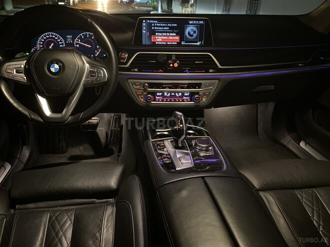 BMW 740 2017, 100,000 km - 3.0 л - Bakı
